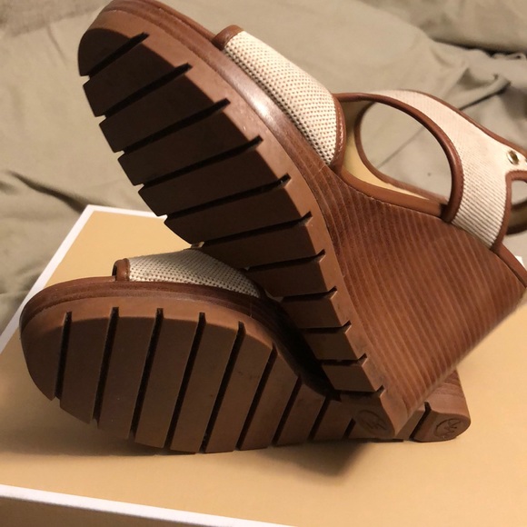 Michael Kors wedges - Picture 4 of 5